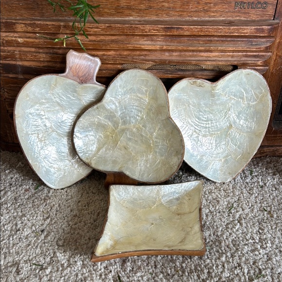 Vintage Mother Pearl Inlay Wood Bowls Diamond Club Heart Spade Card - Picture 1 of 14